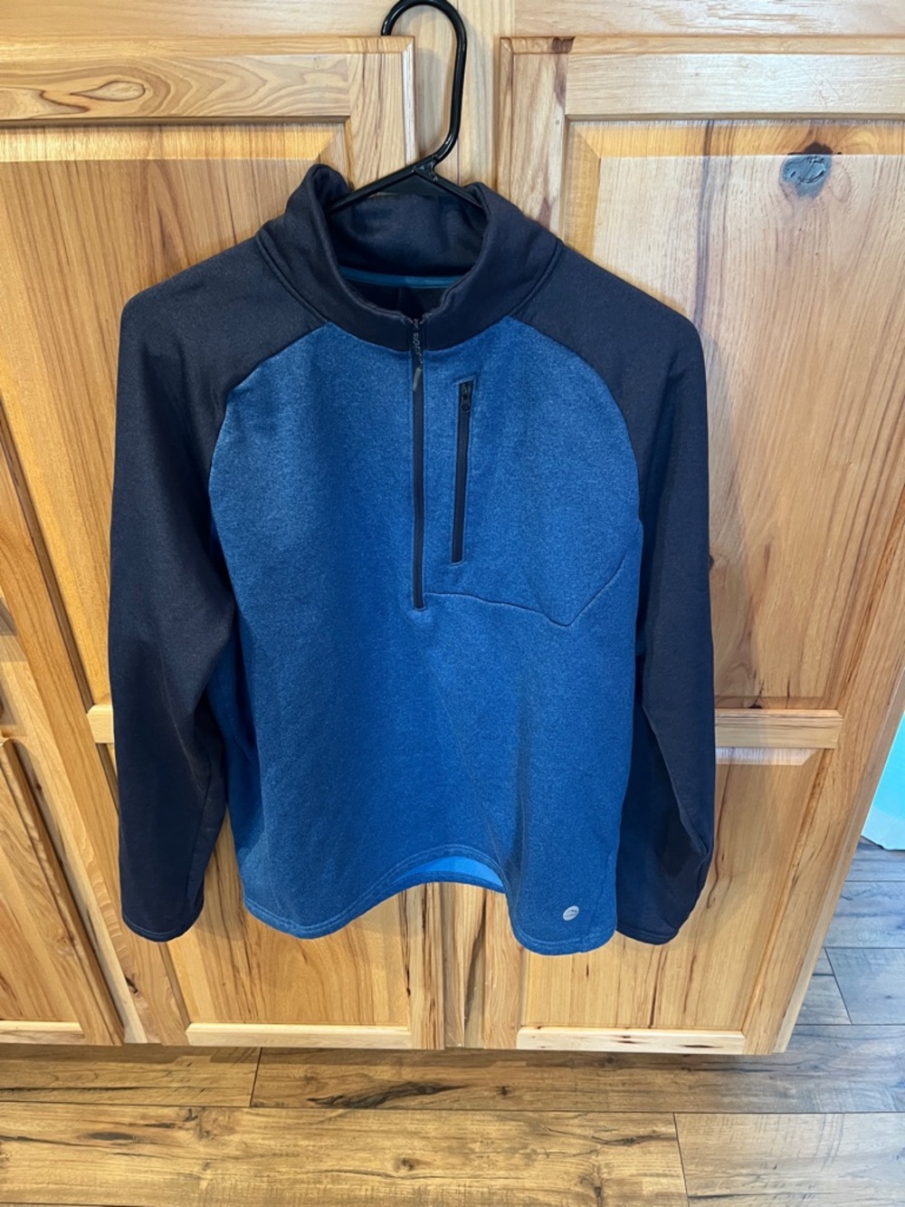 LL BEAN Men’s Mountain Fleece 1/2 Zip Pullover, size L - EUC
